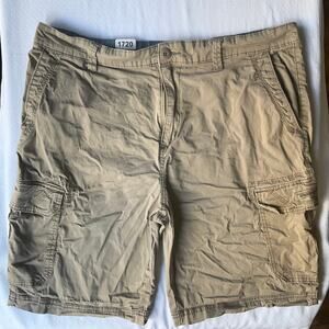 Union bay Men’s Cargo Khaki Shorts Size 40, Natural Tan